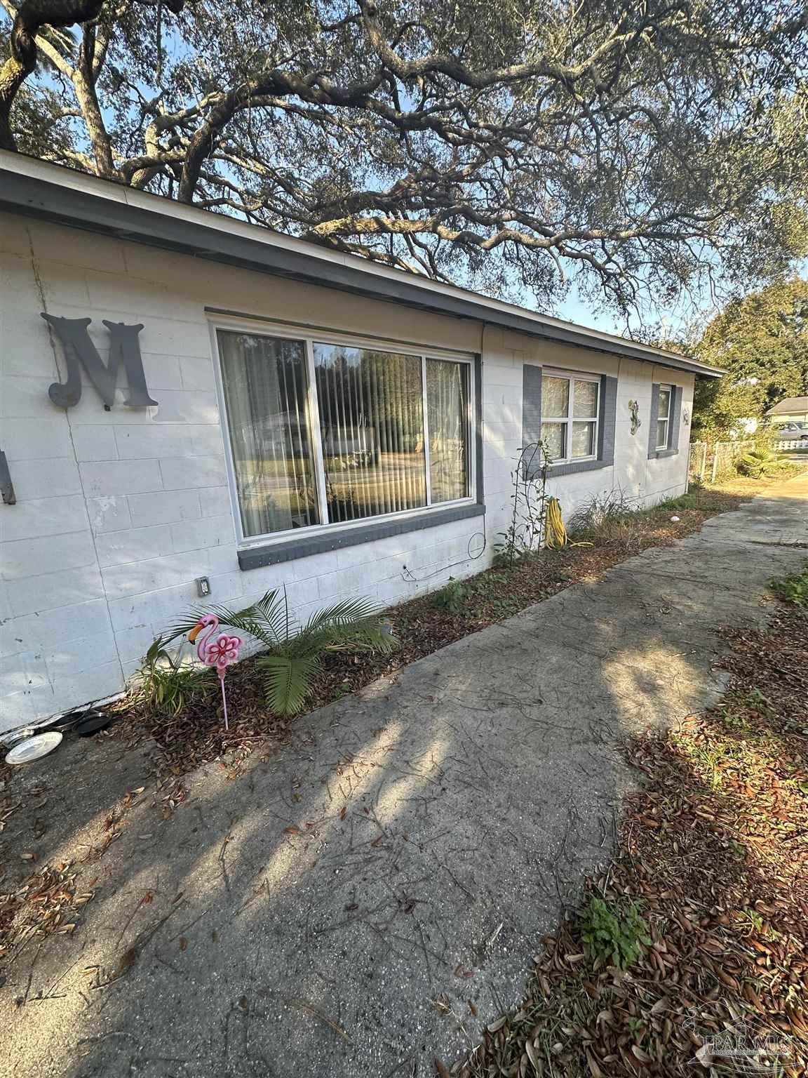 https://bt-photos.global.ssl.fastly.net/pensacola/orig_boomver_1_683975-2.jpg