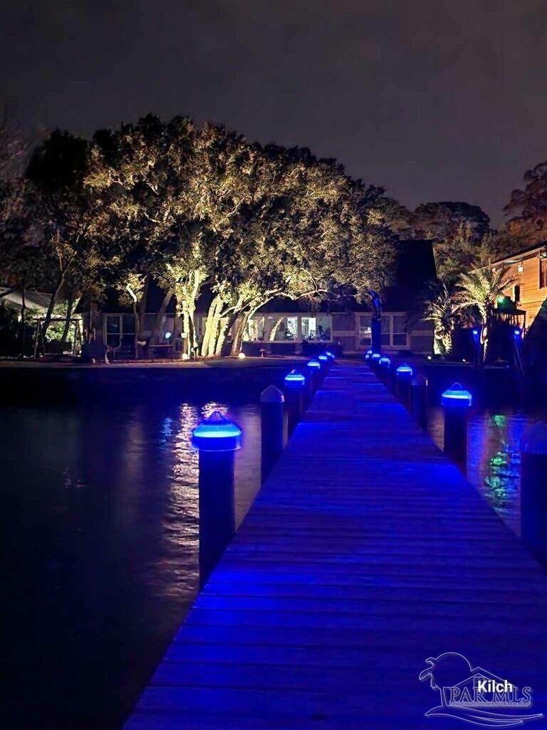https://bt-photos.global.ssl.fastly.net/pensacola/1280_boomver_1_684139-2.jpg