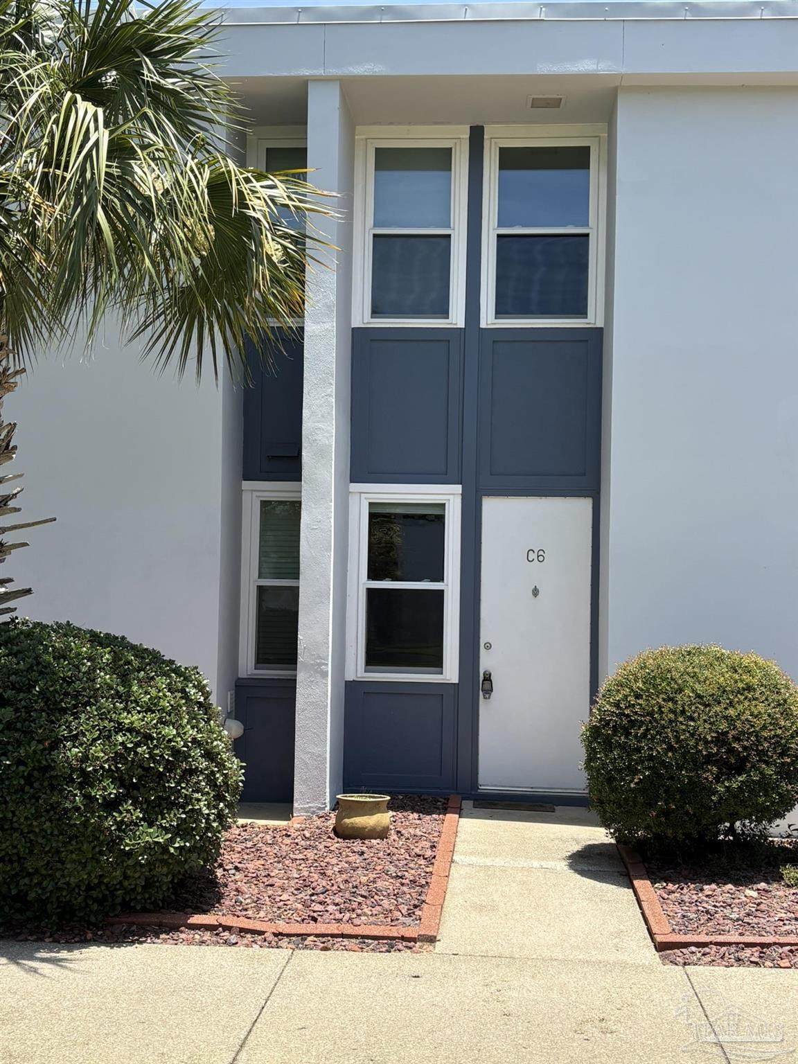 https://bt-photos.global.ssl.fastly.net/pensacola/orig_boomver_1_684291-2.jpg