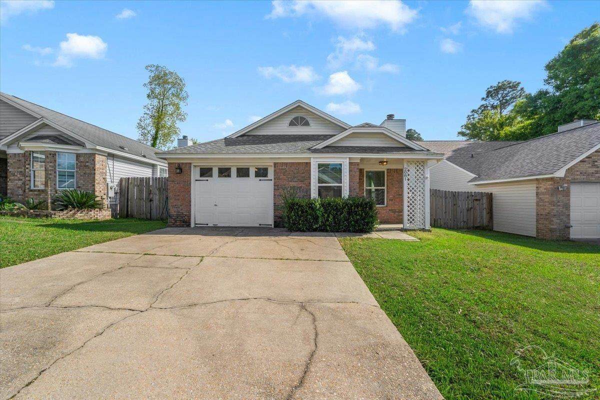 2081 Cambridge Cir - Photo 1