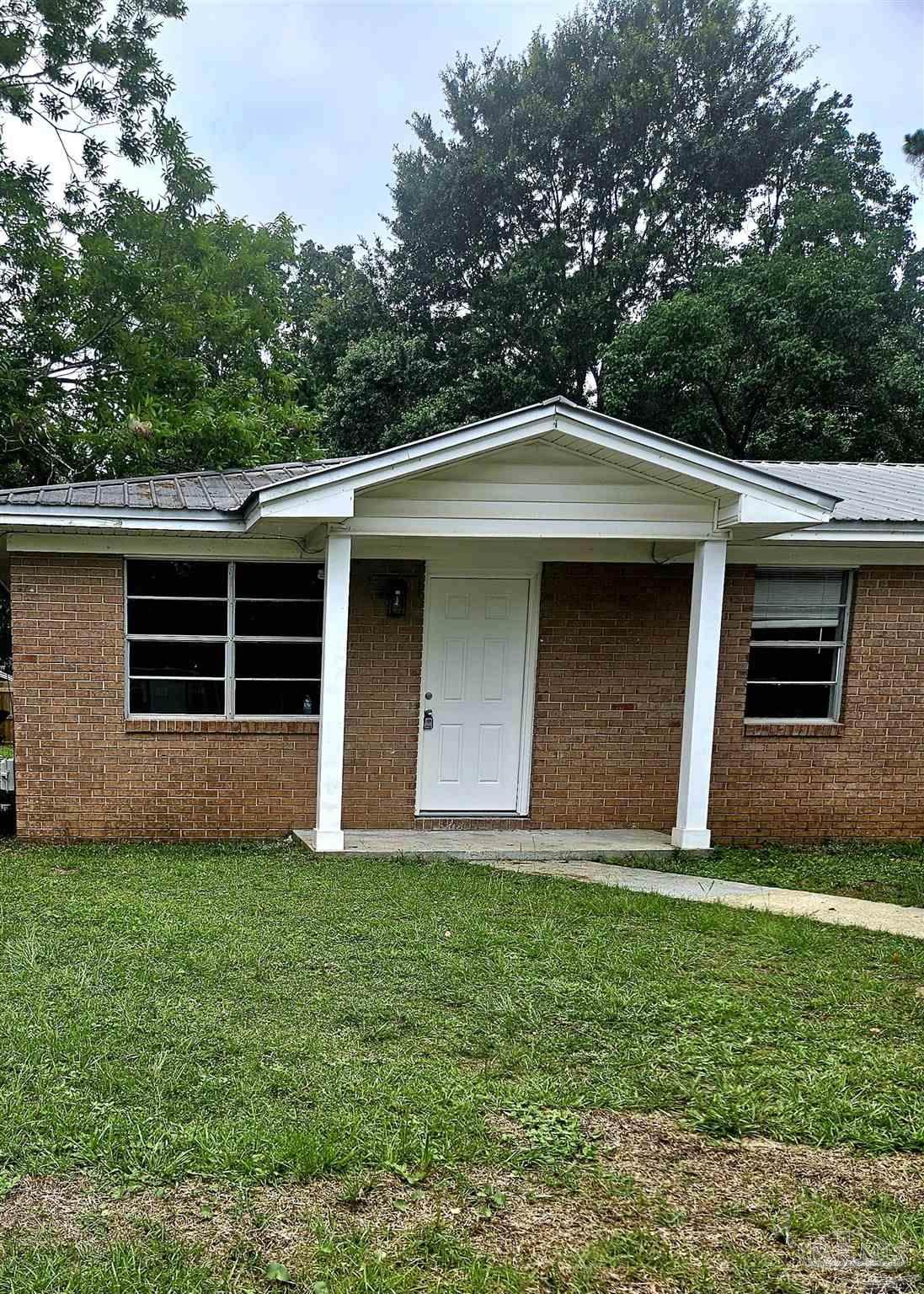 2605 Talbert St - Photo 1