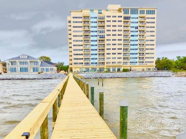 https://bt-photos.global.ssl.fastly.net/pensacola/orig_boomver_1_685003-2.jpg