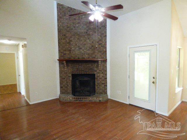 https://bt-photos.global.ssl.fastly.net/pensacola/orig_boomver_1_685106-2.jpg