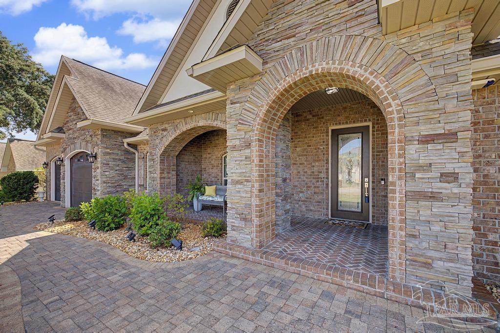 https://bt-photos.global.ssl.fastly.net/pensacola/orig_boomver_1_685745-2.jpg