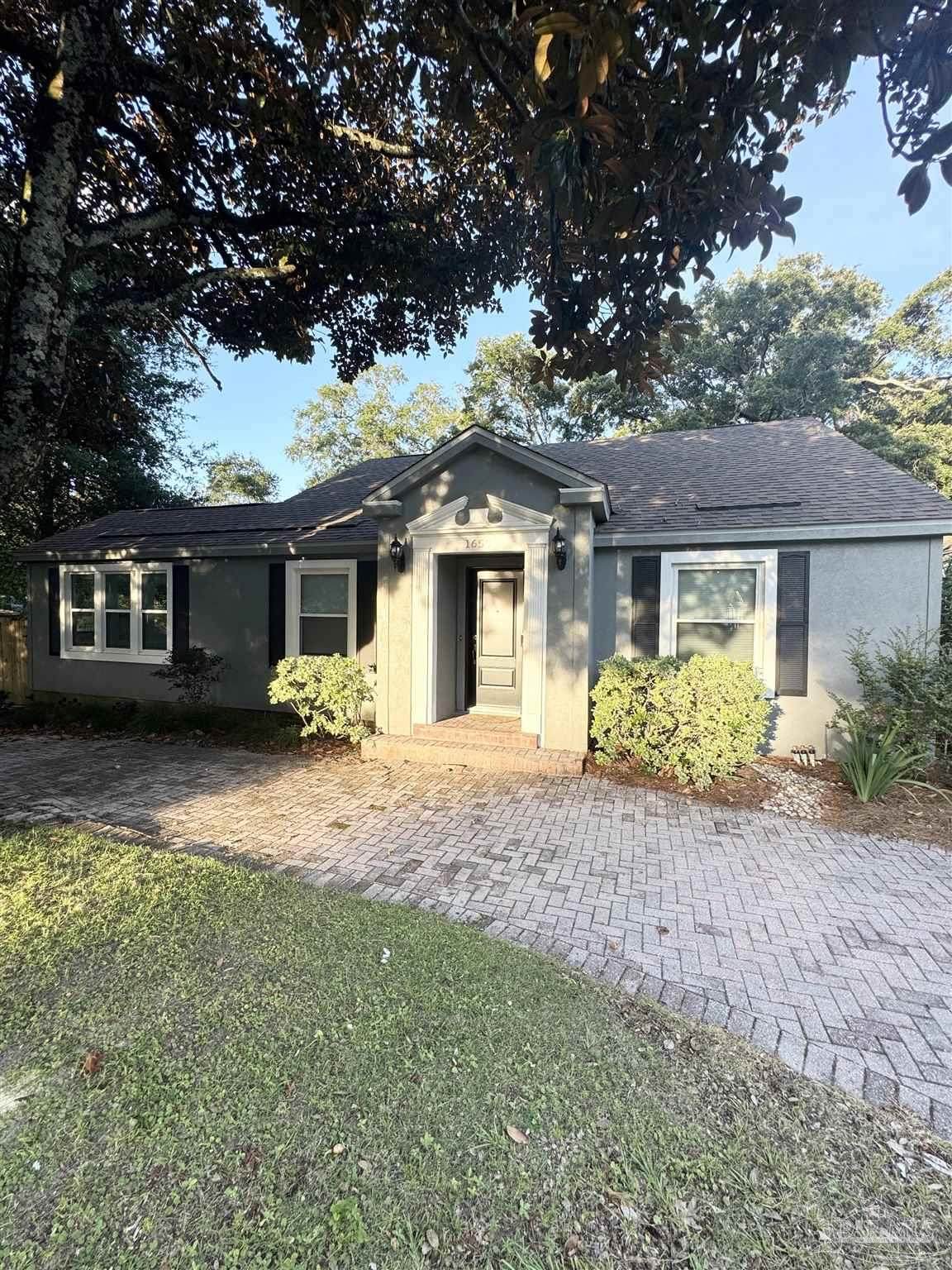 https://bt-photos.global.ssl.fastly.net/pensacola/orig_boomver_1_685792-2.jpg