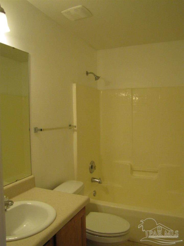 https://bt-photos.global.ssl.fastly.net/pensacola/orig_boomver_1_686542-2.jpg