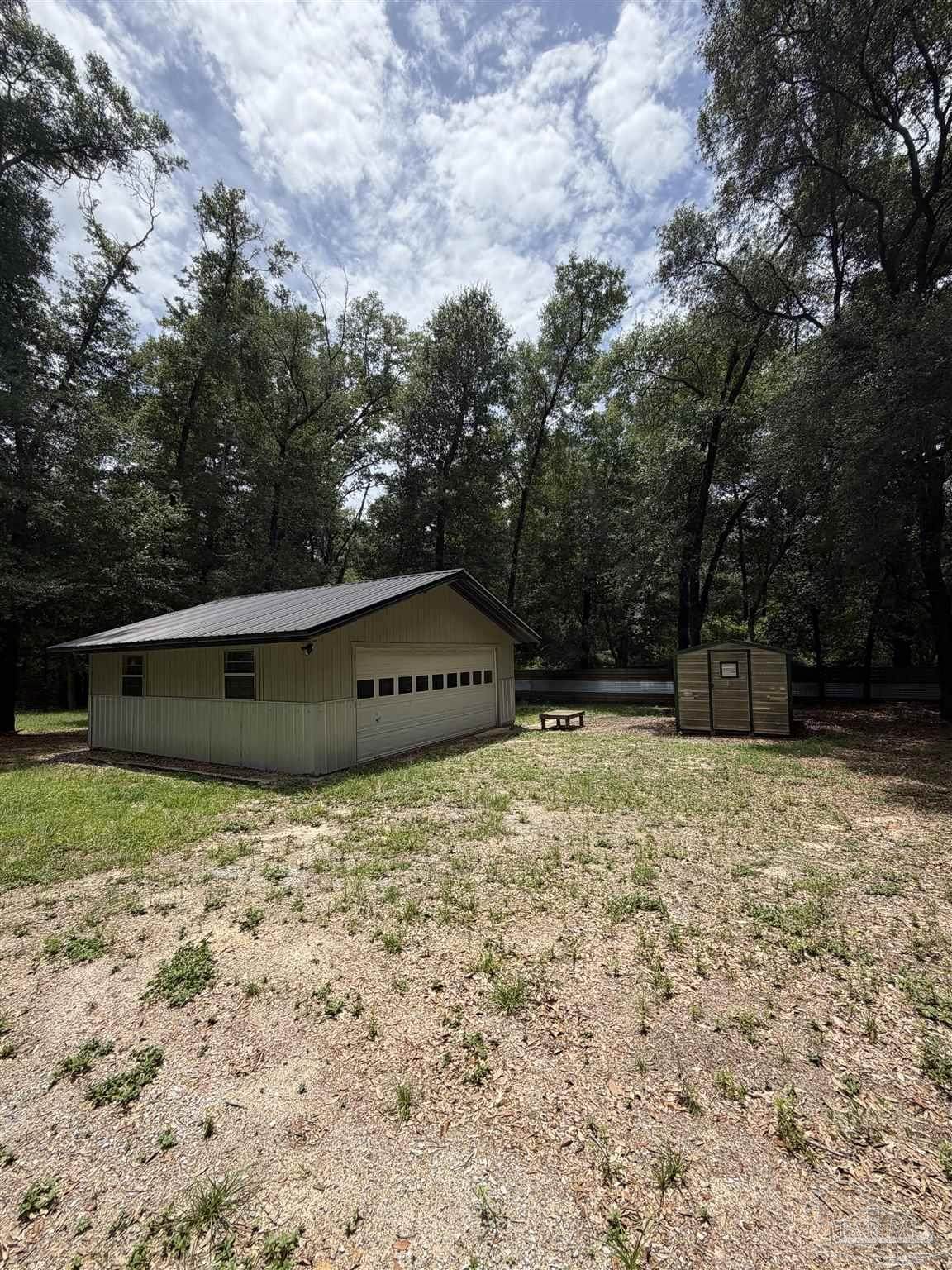 https://bt-photos.global.ssl.fastly.net/pensacola/orig_boomver_1_686708-2.jpg