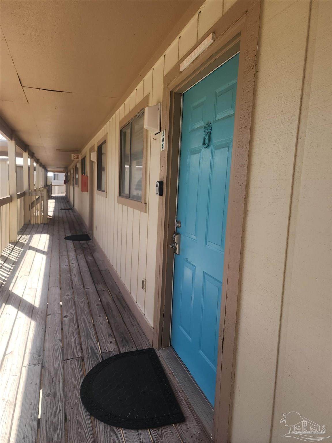 https://bt-photos.global.ssl.fastly.net/pensacola/orig_boomver_1_686987-2.jpg