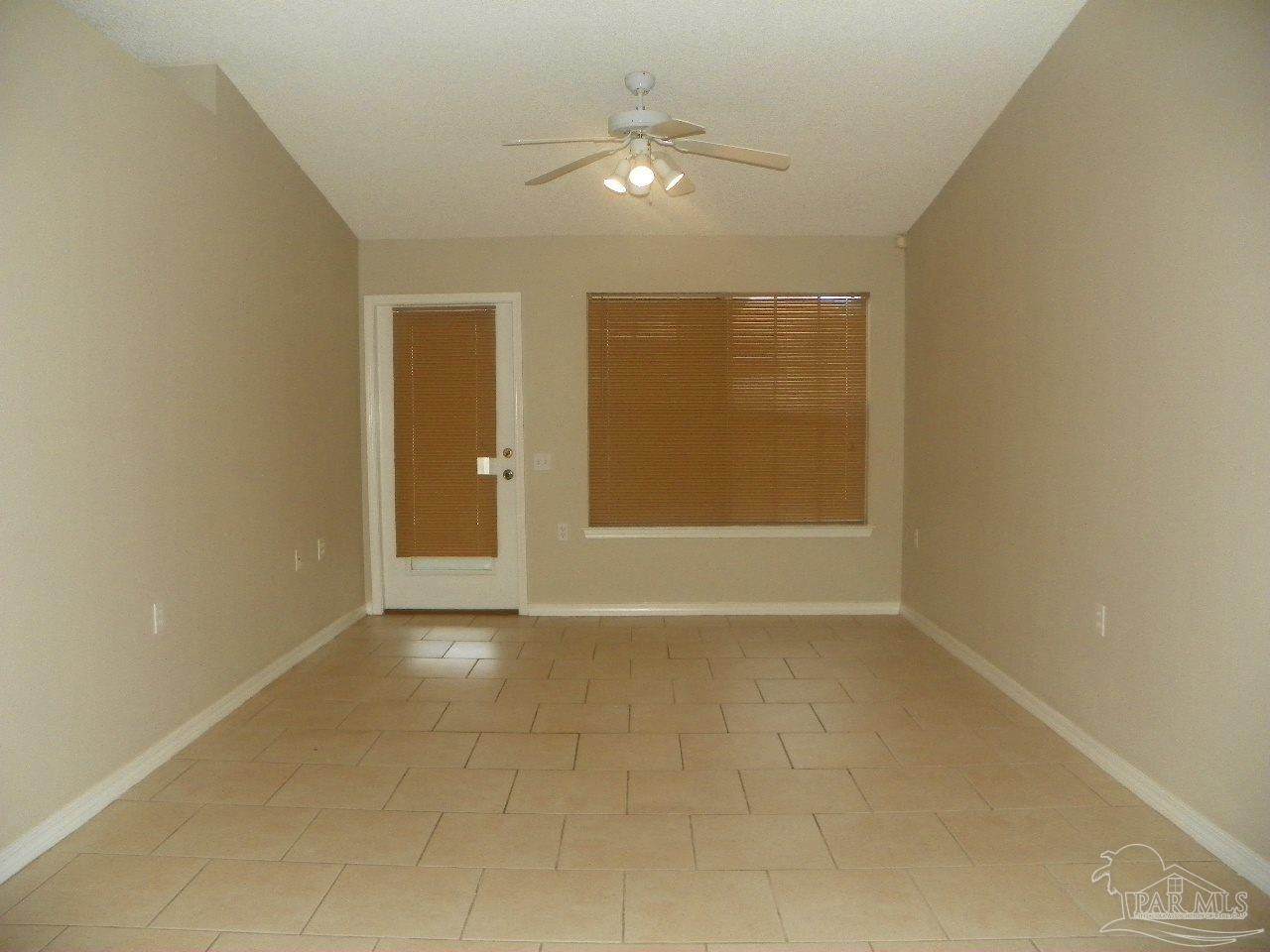 https://bt-photos.global.ssl.fastly.net/pensacola/orig_boomver_1_688128-2.jpg