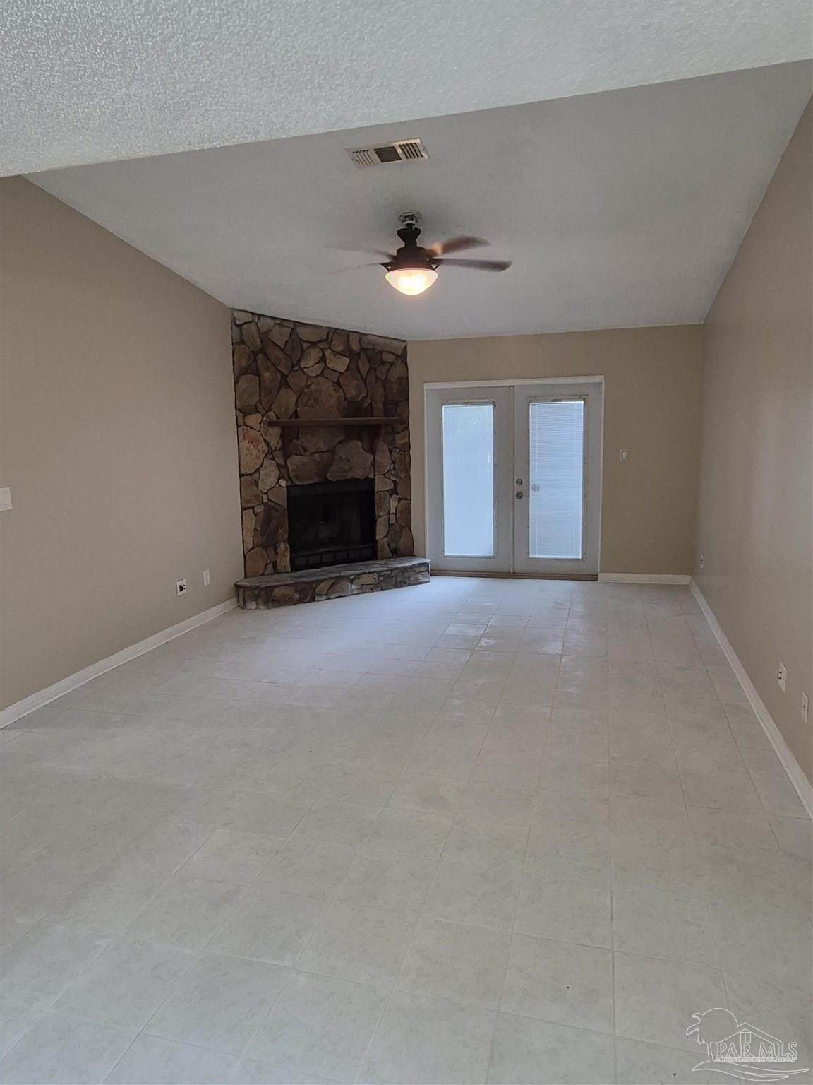 537 Petros Cir - Photo 1
