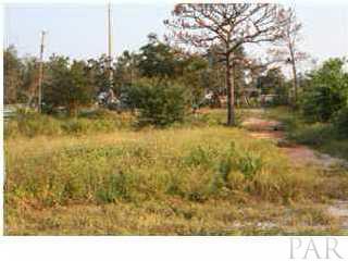 4626 Gulf Breeze Pkwy - Photo 1