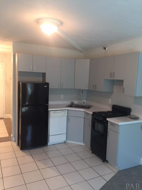 224 Garden St - Photo 1