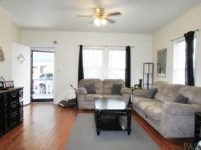 102 Oleander Dr - Photo 1