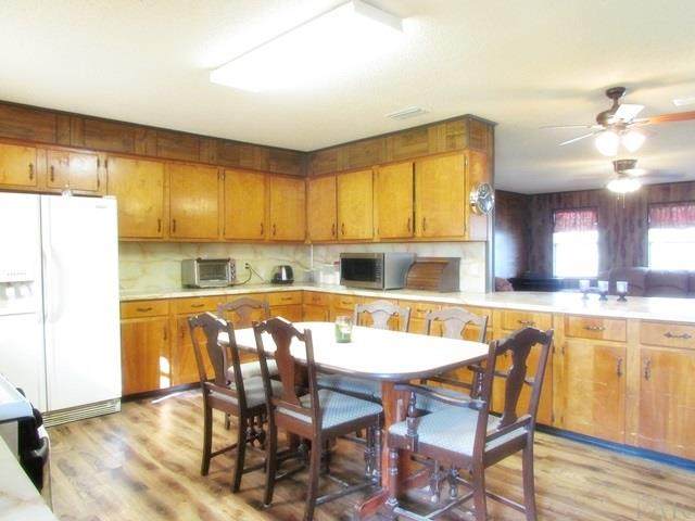 665 Hwy 95A - Photo 1