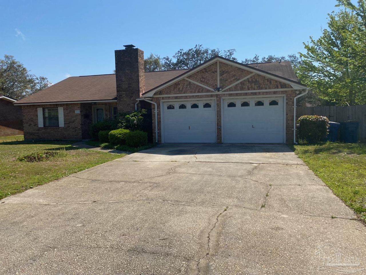 212 Dolphin St - Photo 1