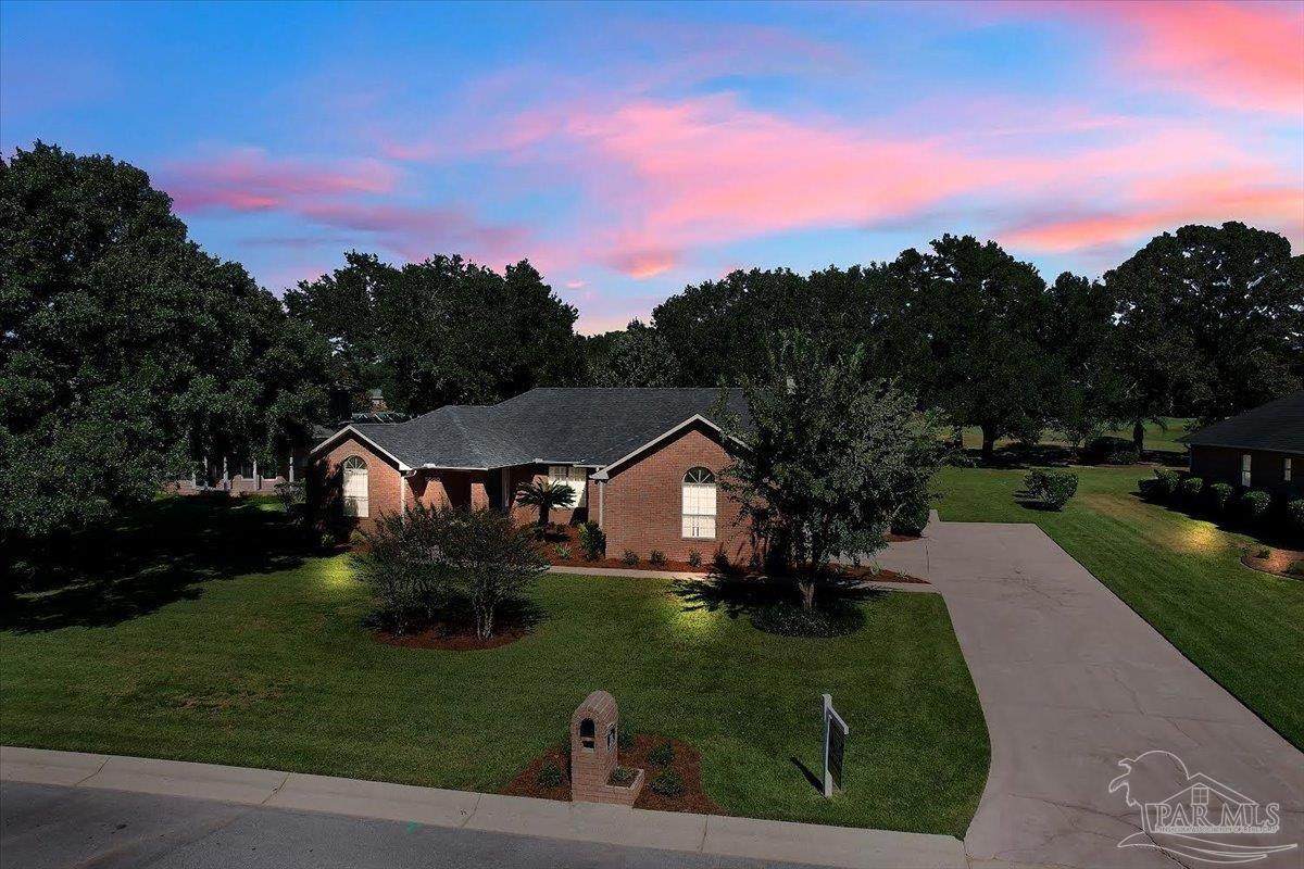5530 Oakmont Dr - Photo 1