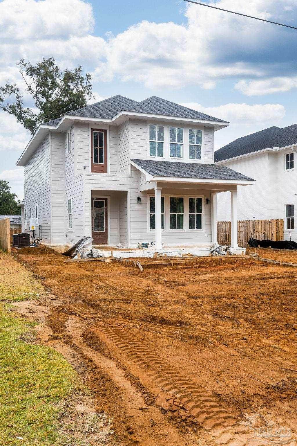 1410 Fisher St - Photo 1