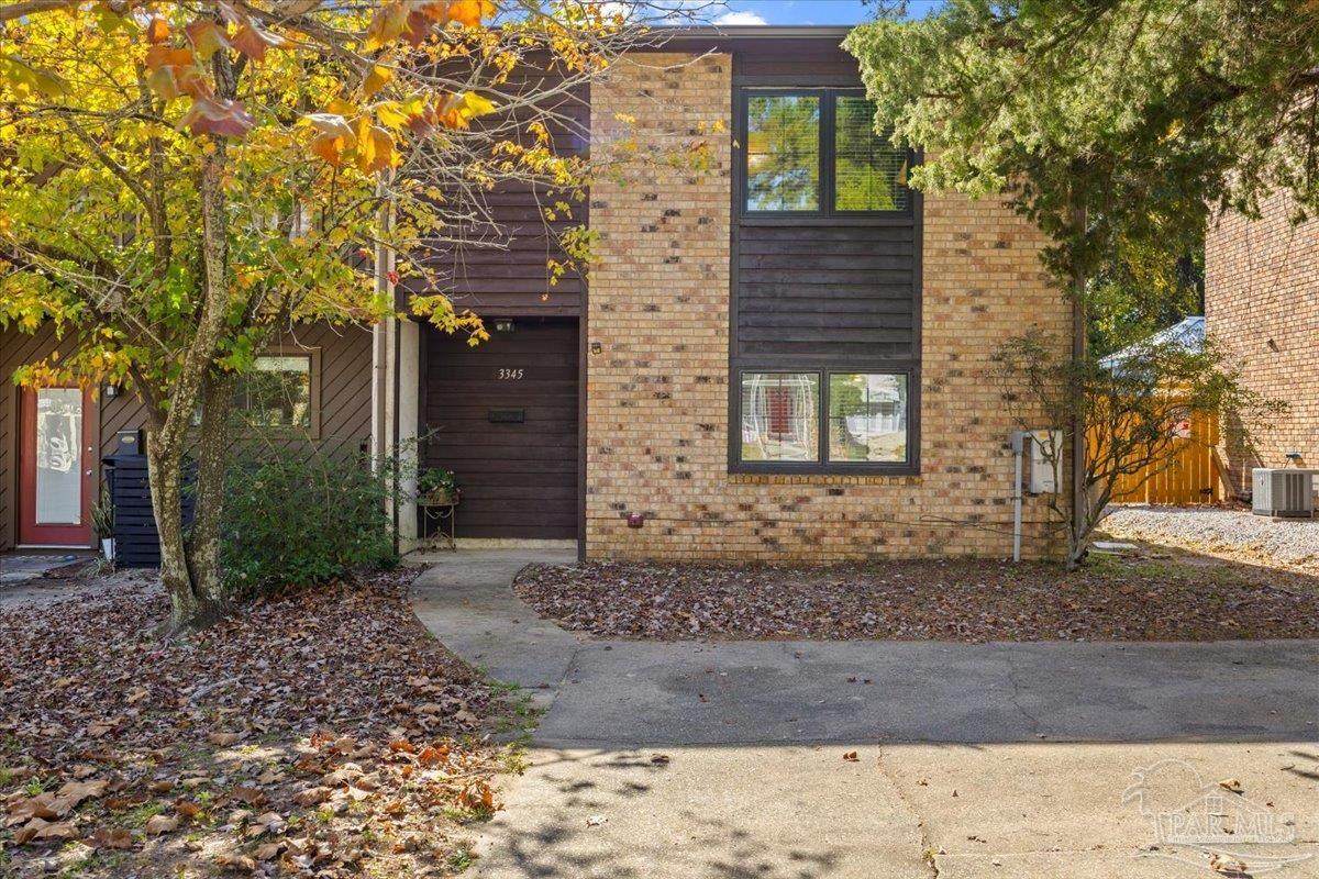 3345 Lloyd St - Photo 1