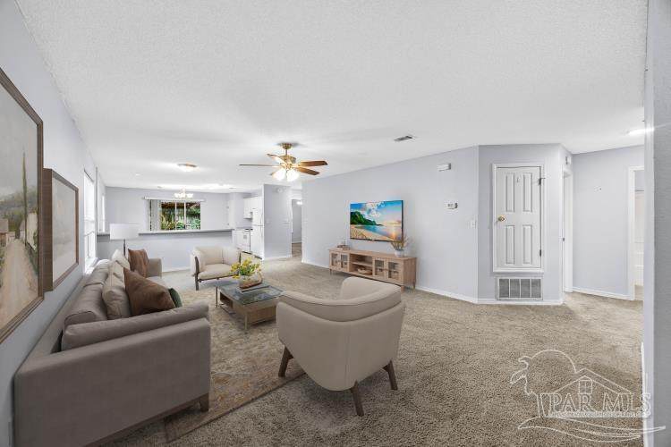 1009 Simpson St - Photo 1