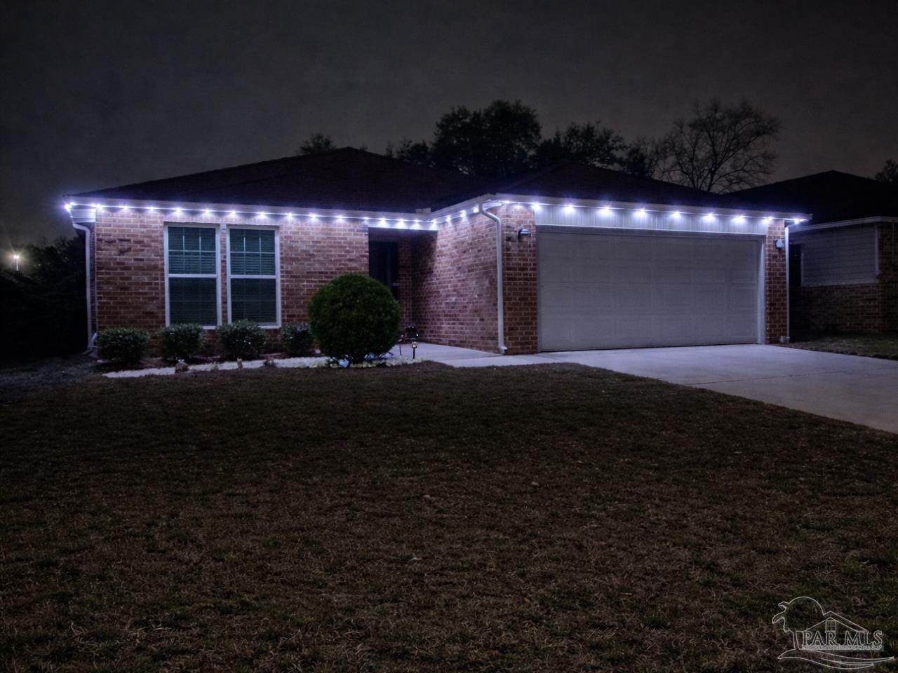 https://bt-photos.global.ssl.fastly.net/pensacola/orig_boomver_2_679616-2.jpg