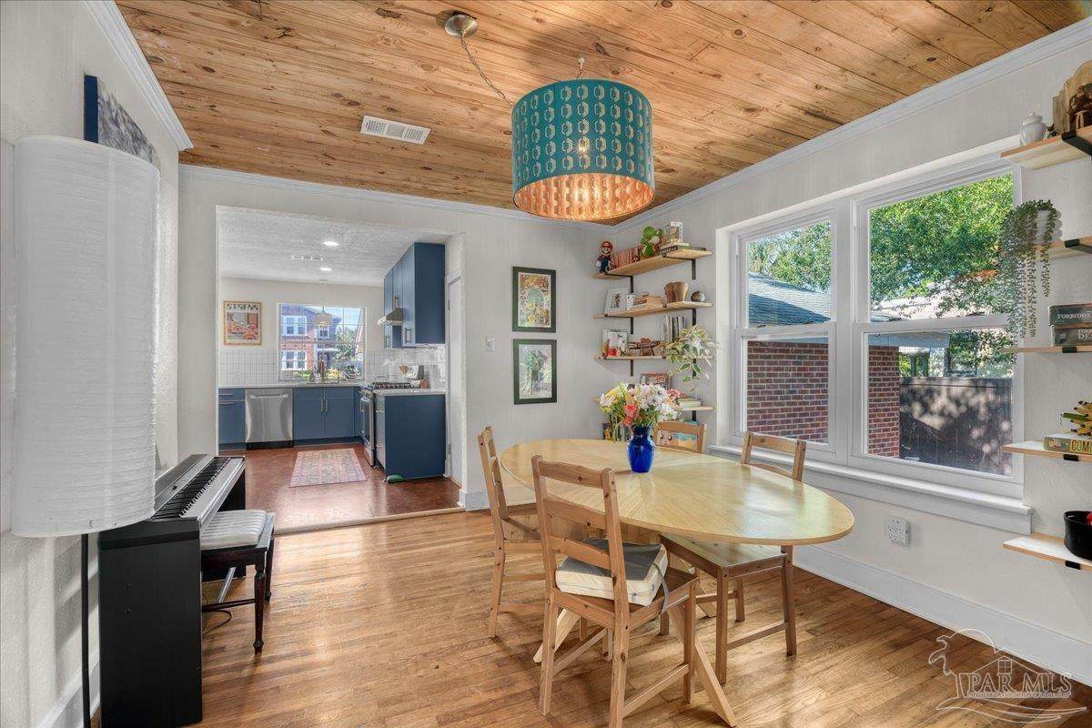 1715 Jackson St - Photo 1