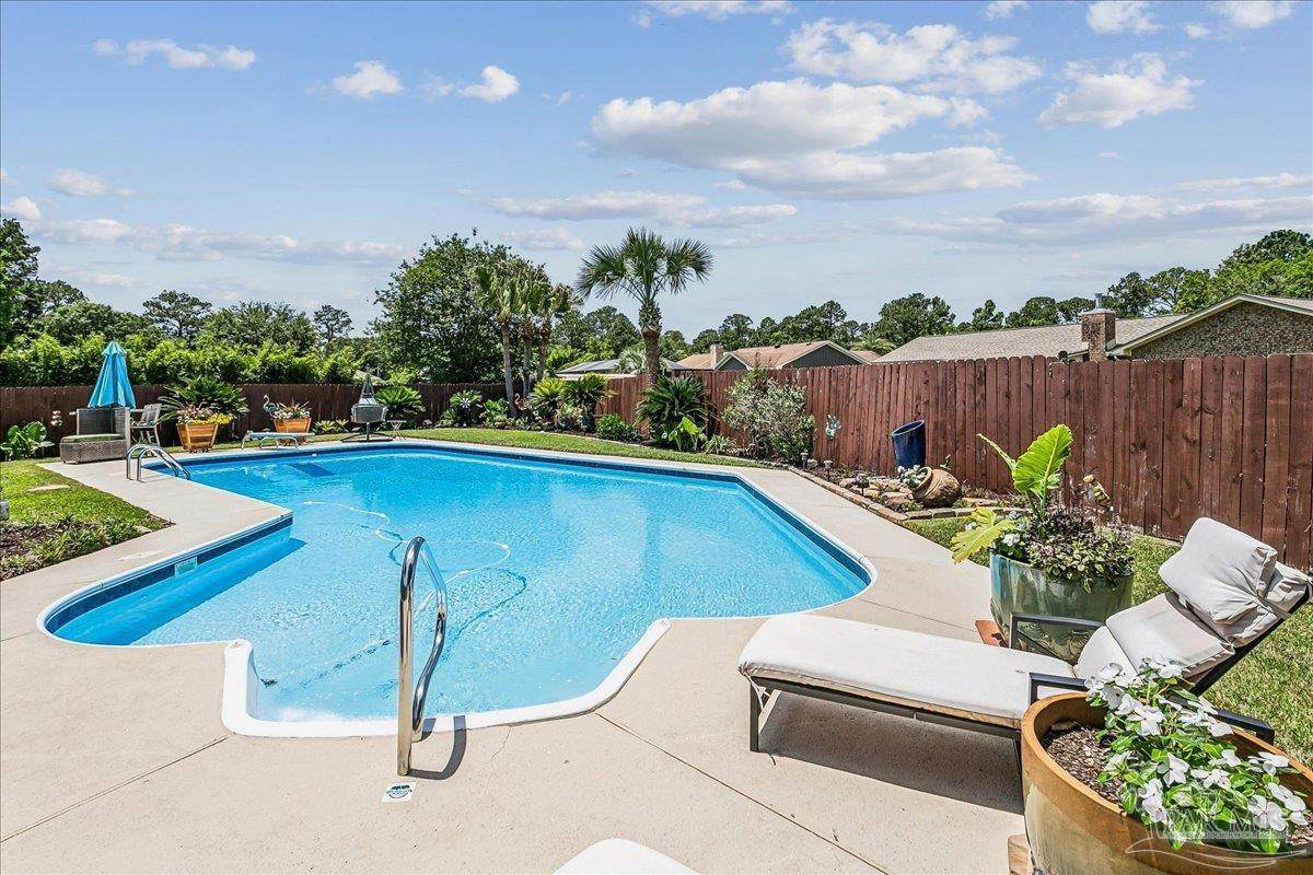 600 Sawara Ct - Photo 1