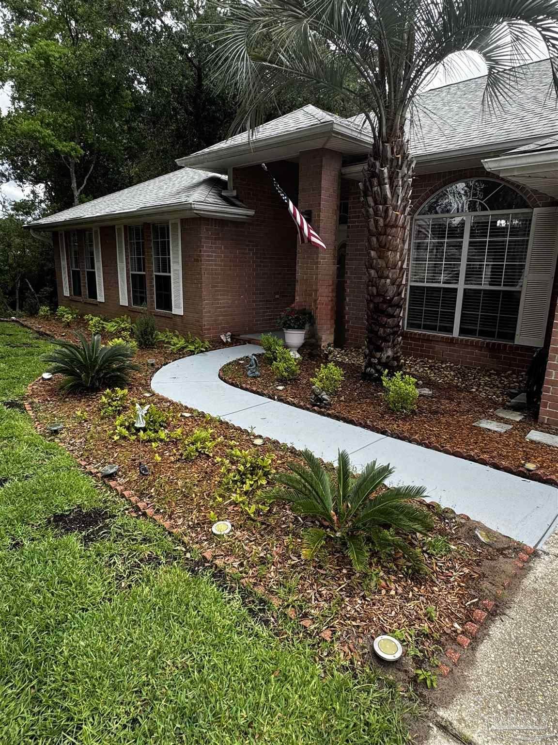 https://bt-photos.global.ssl.fastly.net/pensacola/1280_boomver_3_682549-2.jpg