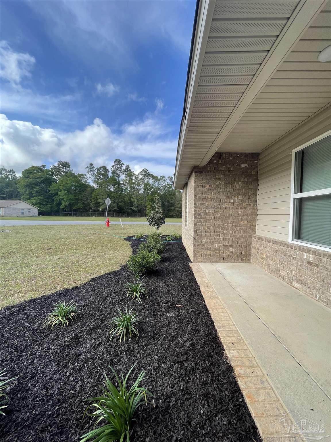 https://bt-photos.global.ssl.fastly.net/pensacola/1280_boomver_2_684862-2.jpg