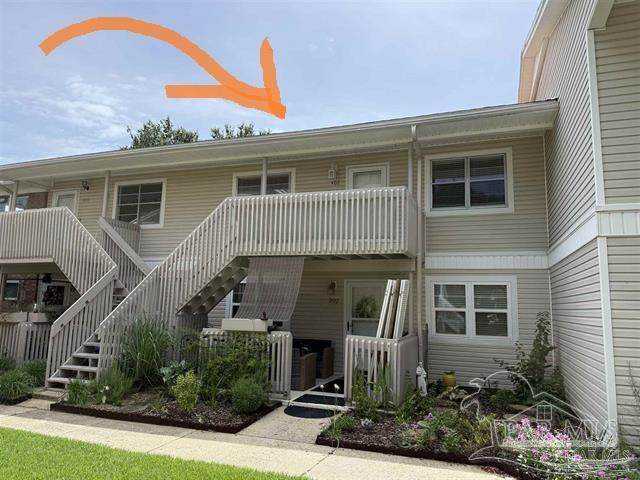 1200 Shoreline Dr - Photo 1