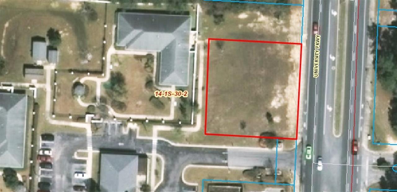 9021 University Pkwy - Photo 1