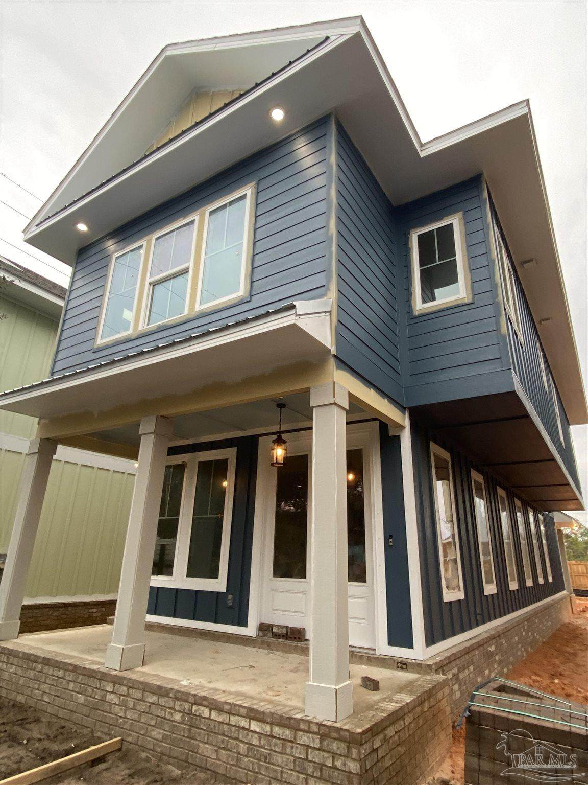 705 A St - Photo 1
