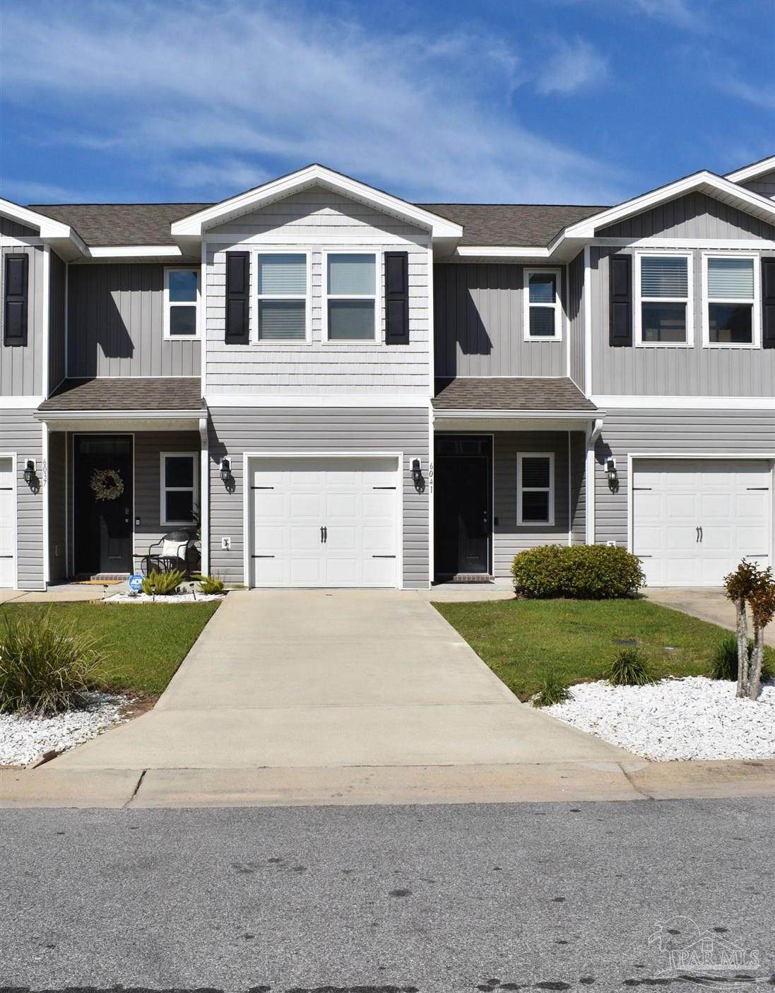 6041 Royal Port Ct - Photo 1