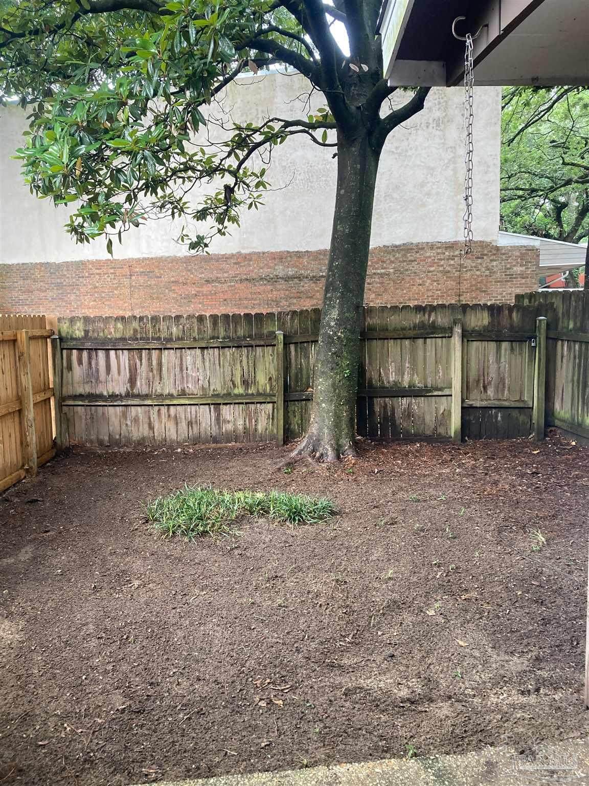 https://bt-photos.global.ssl.fastly.net/pensacola/orig_boomver_2_683748-2.jpg