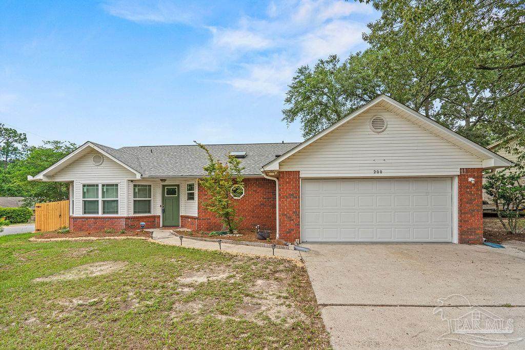 200 Lakeland Ct - Photo 1