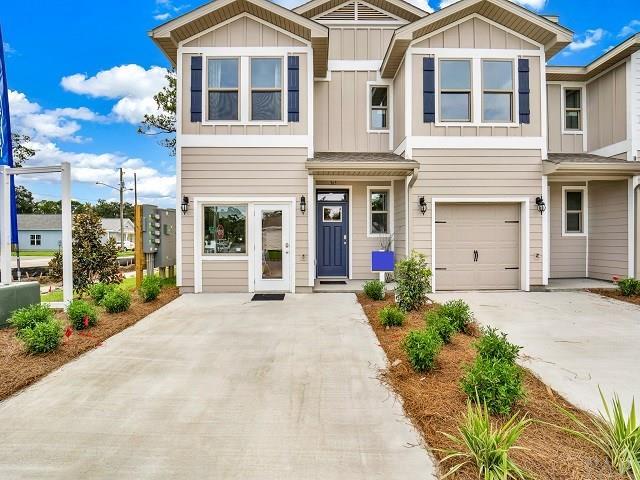 313 E St - Photo 1