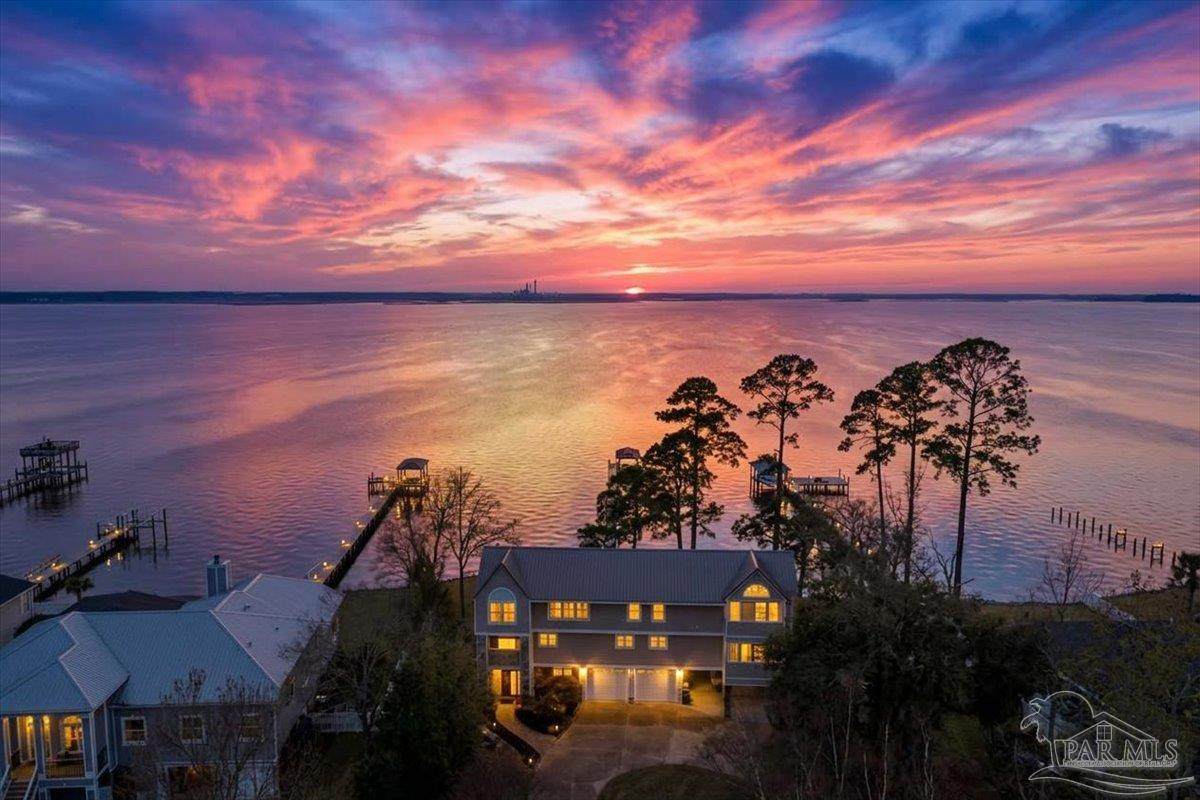 4528 Bayside Dr - Photo 1