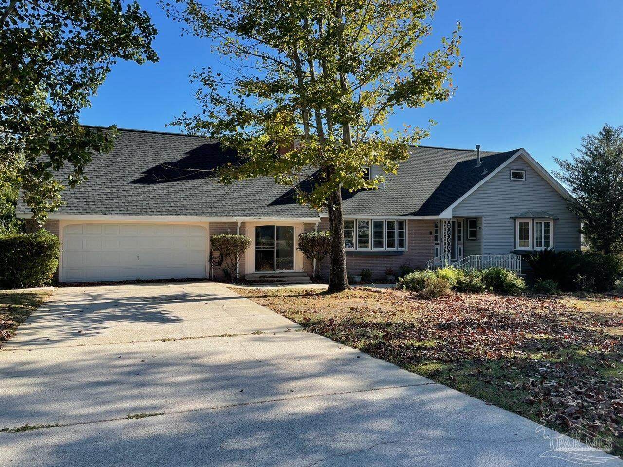2130 Hallmark Dr - Photo 1