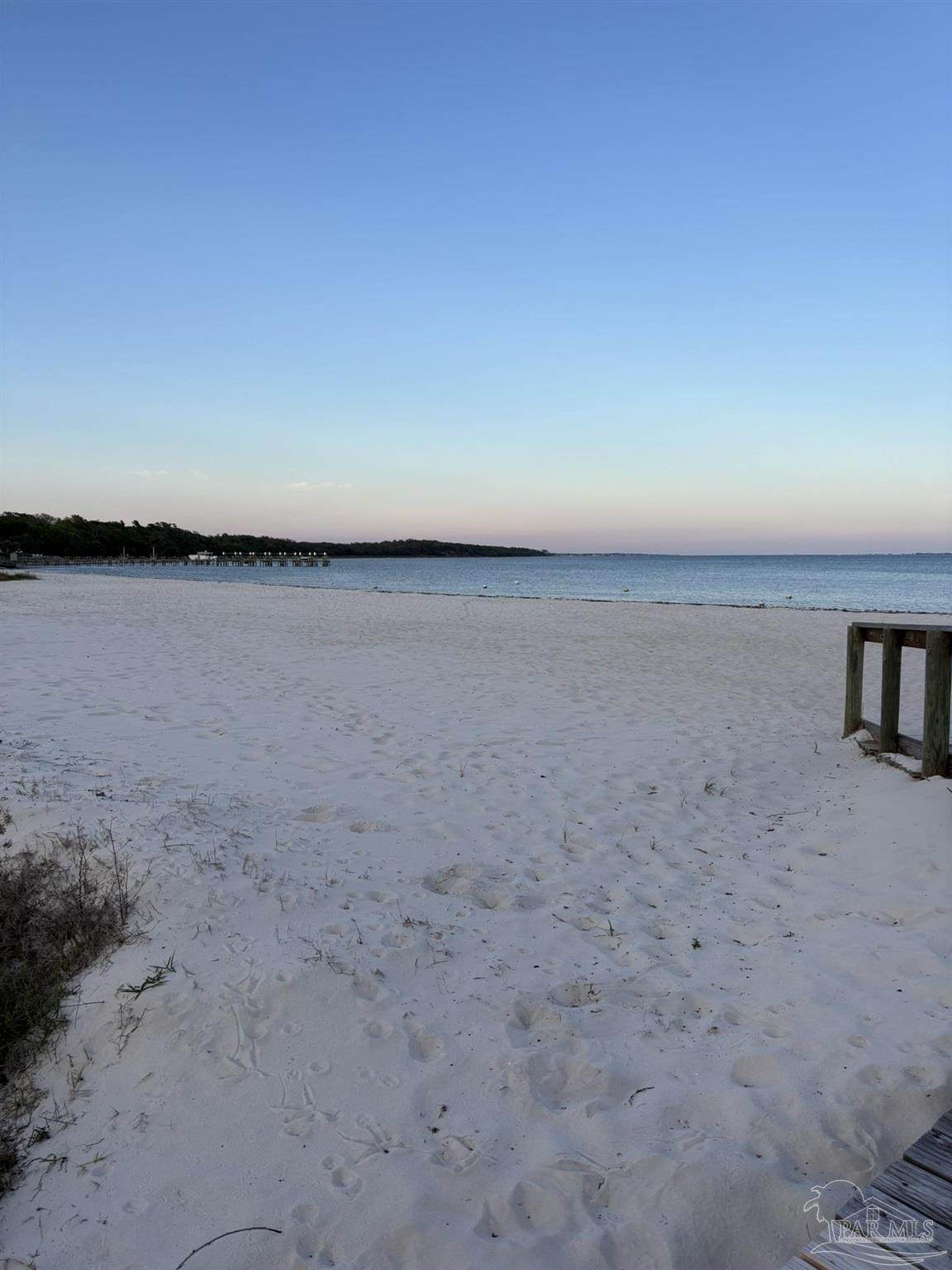 https://bt-photos.global.ssl.fastly.net/pensacola/orig_boomver_2_665943-2.jpg