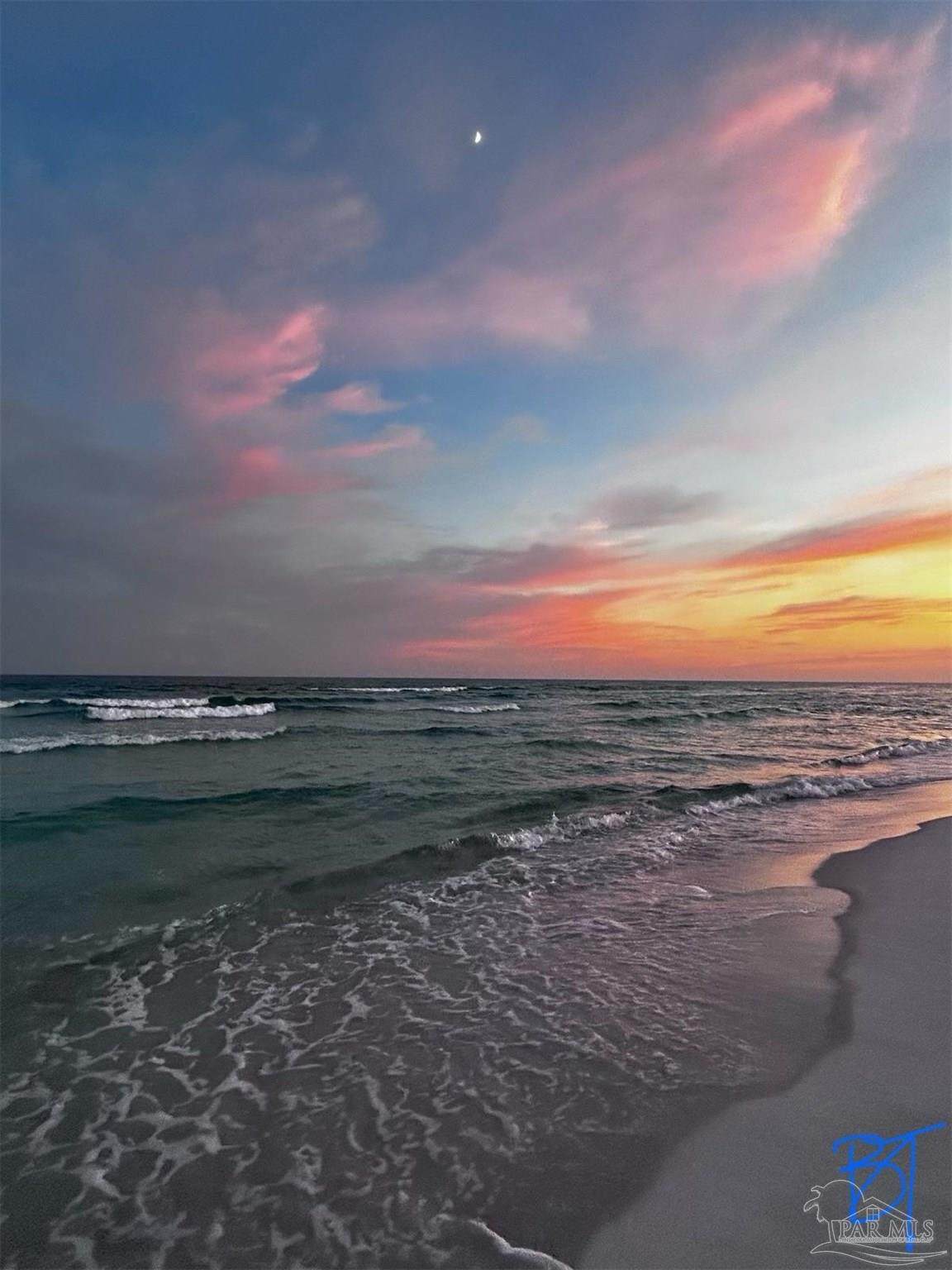 https://bt-photos.global.ssl.fastly.net/pensacola/orig_boomver_6_681974-2.jpg