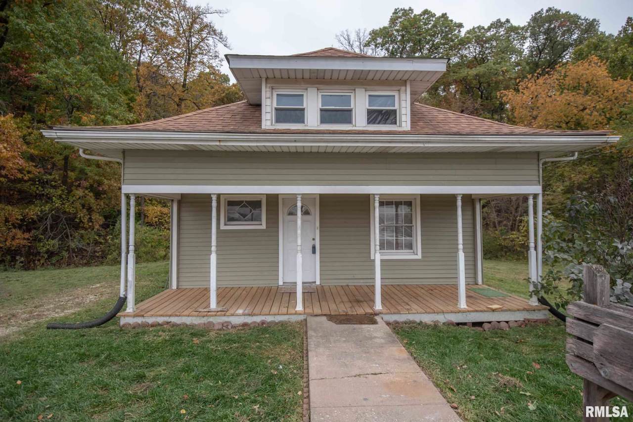3426 6TH Avenue - Photo 1