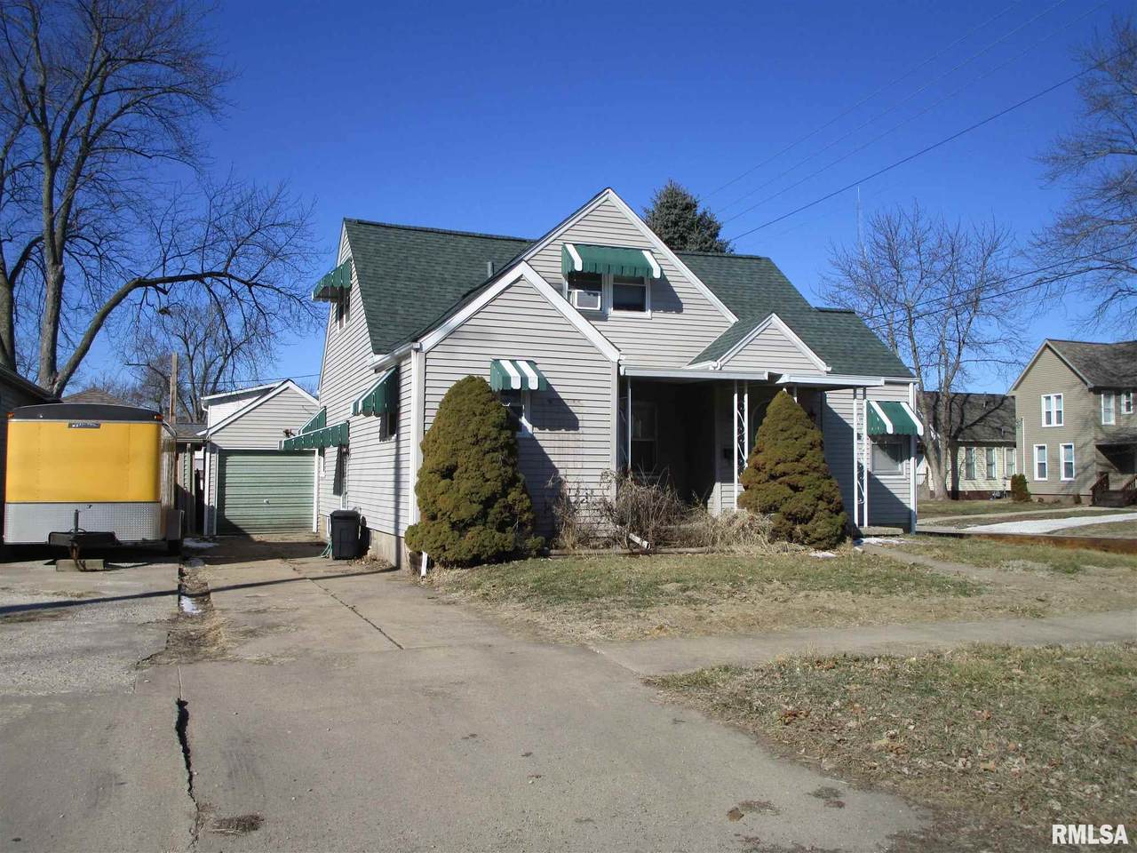 270 2ND Avenue - Photo 1