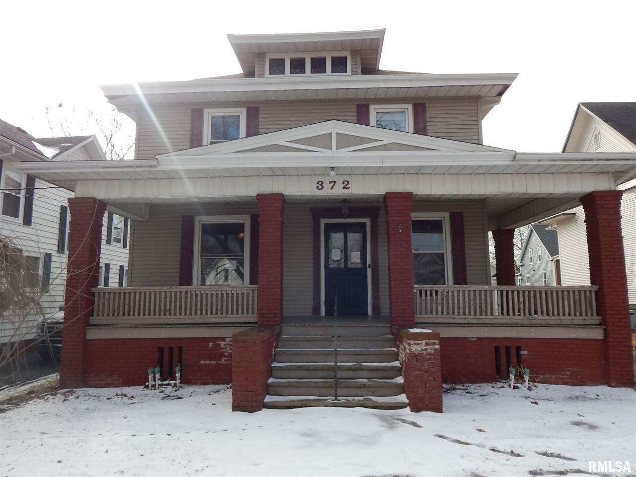 372 Chestnut Street - Photo 1