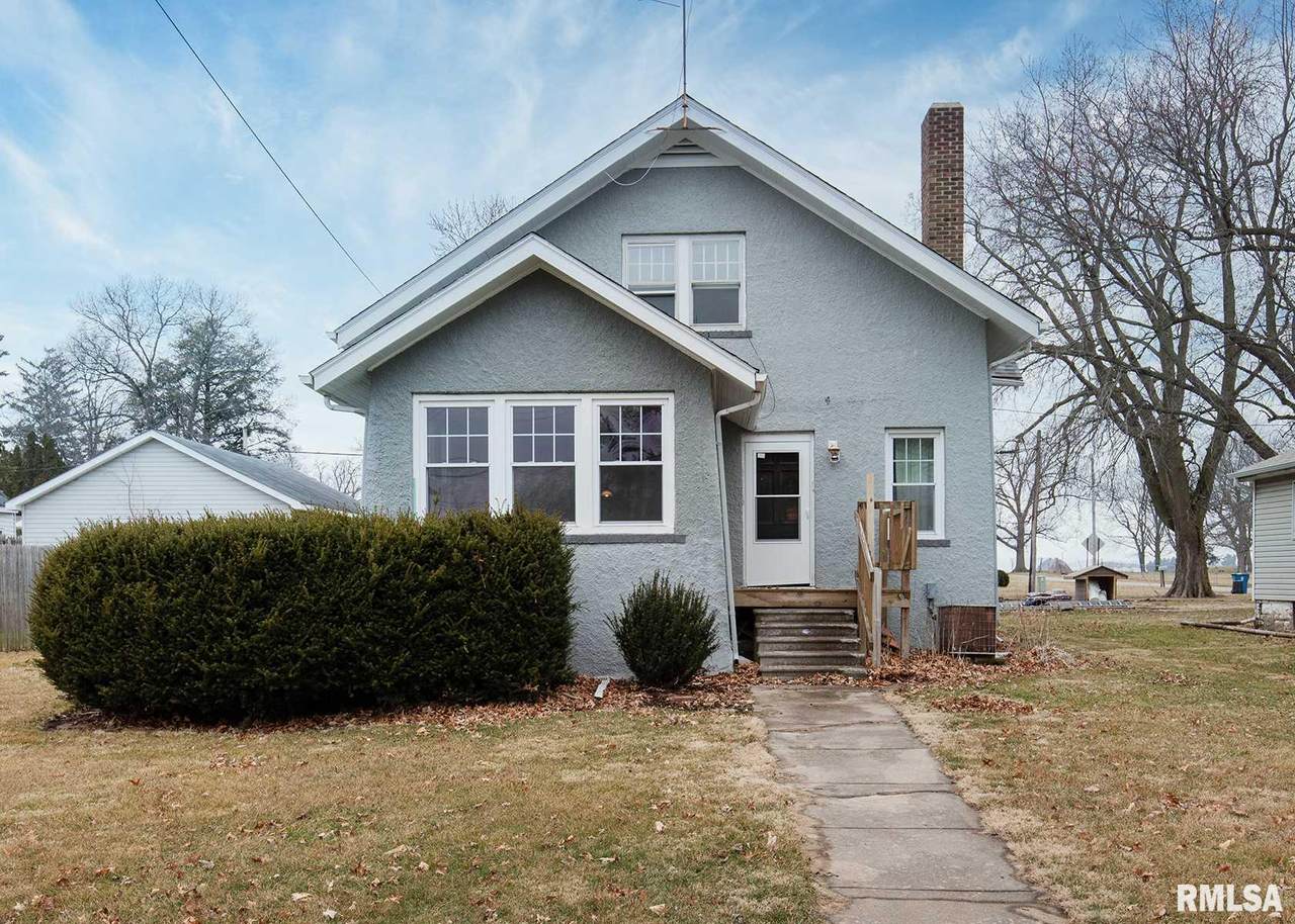 208 Pine Street - Photo 1