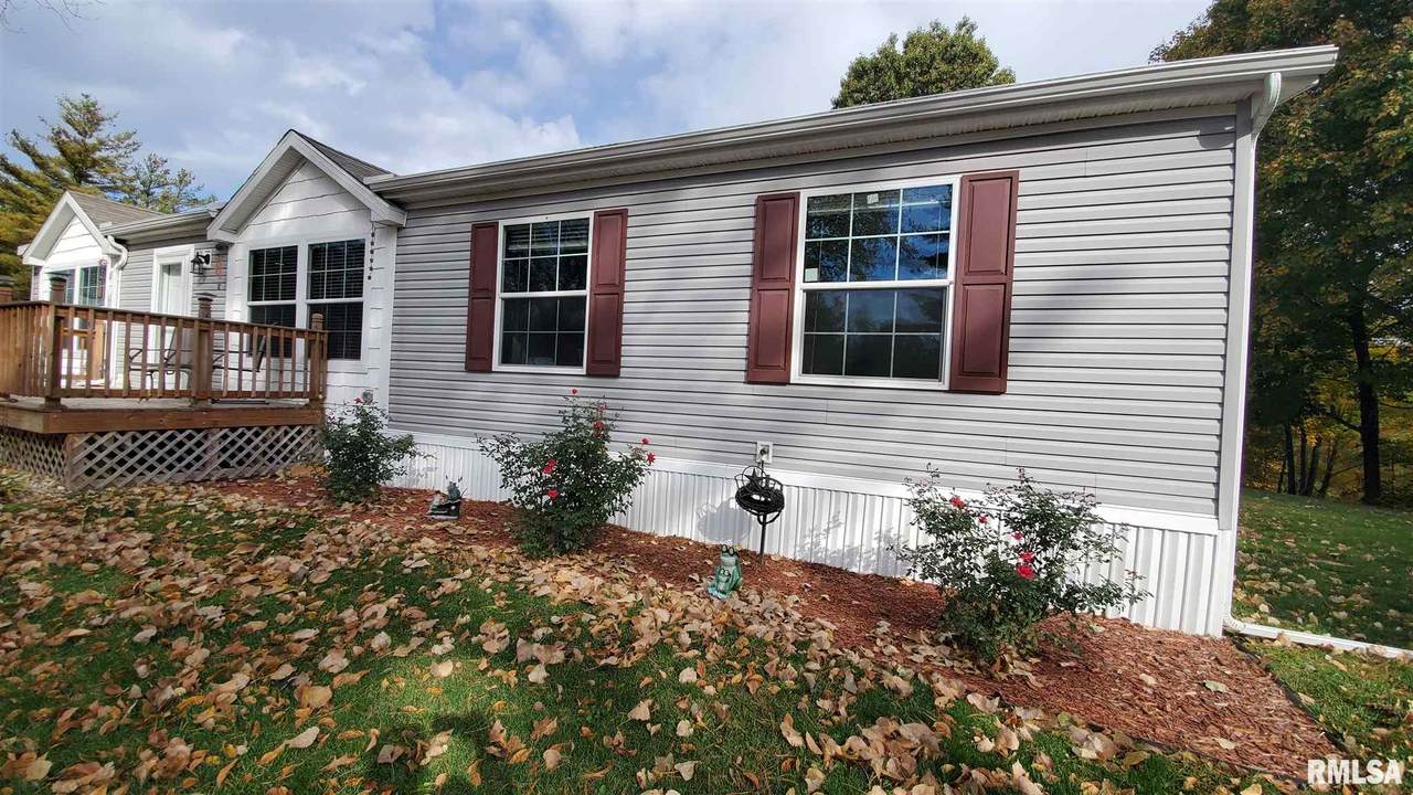 701 Fischer - Photo 1