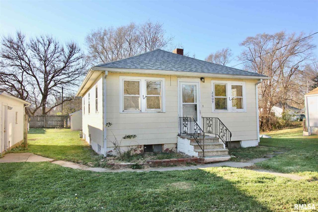 2609 18TH Street - Photo 1