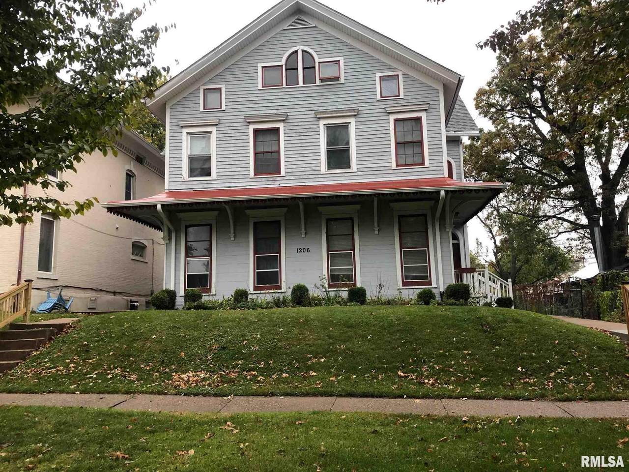 1206 Perry - Photo 1