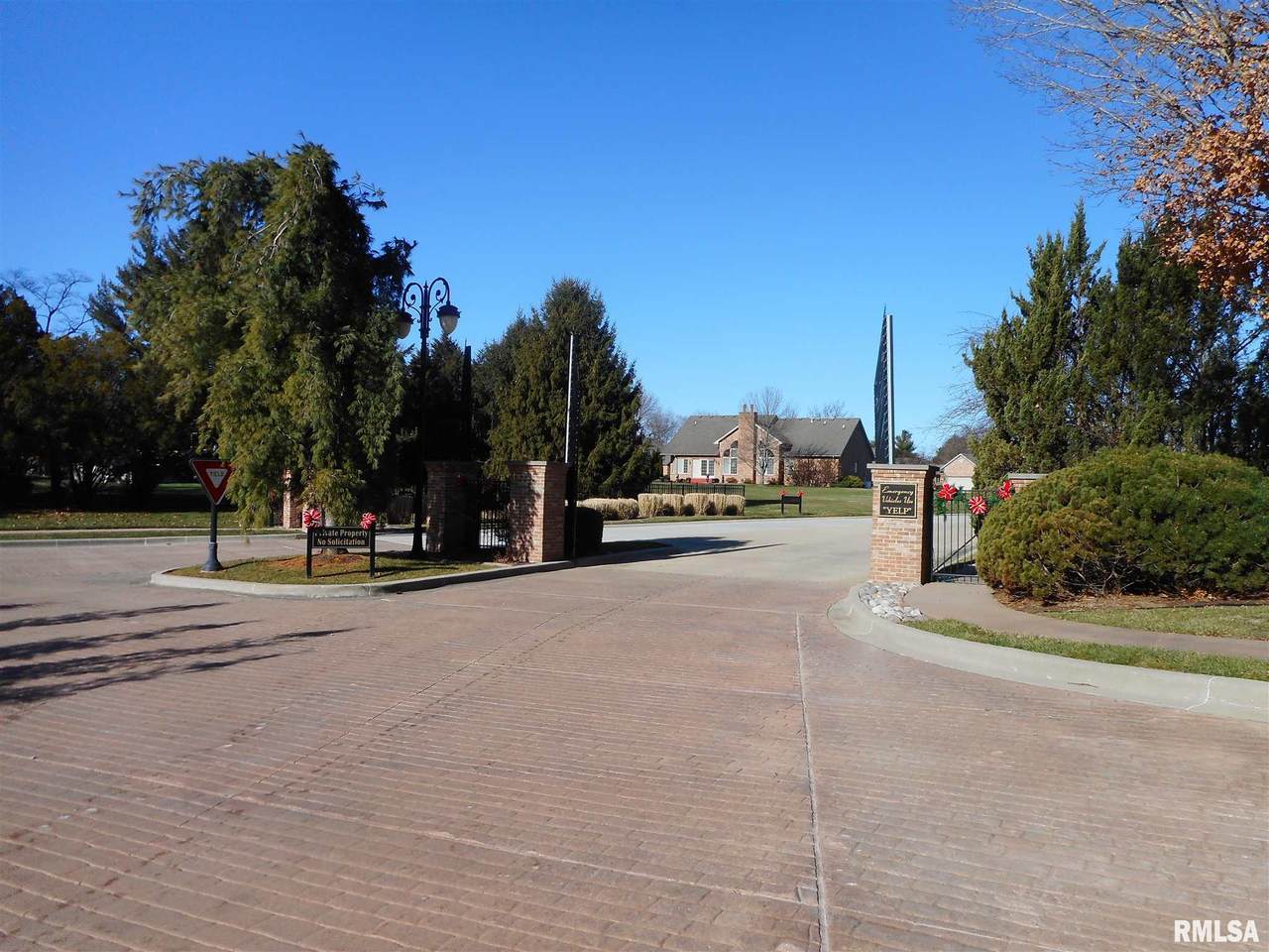 3100 Ironhill Drive - Photo 1