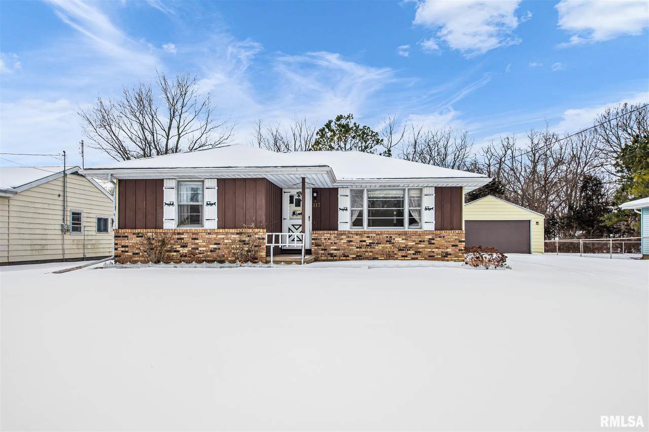 117 Lincoln Parkway - Photo 1