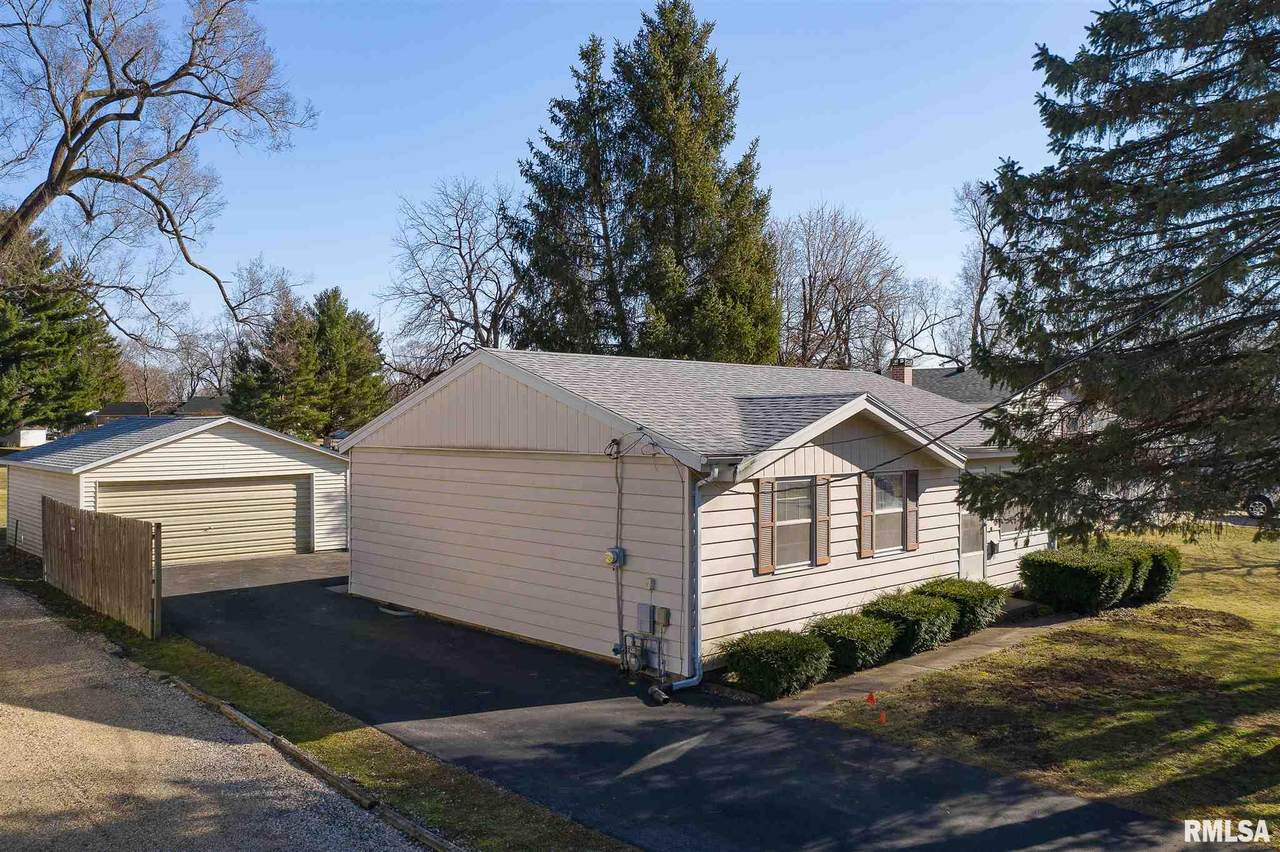941 Lincoln Street - Photo 1