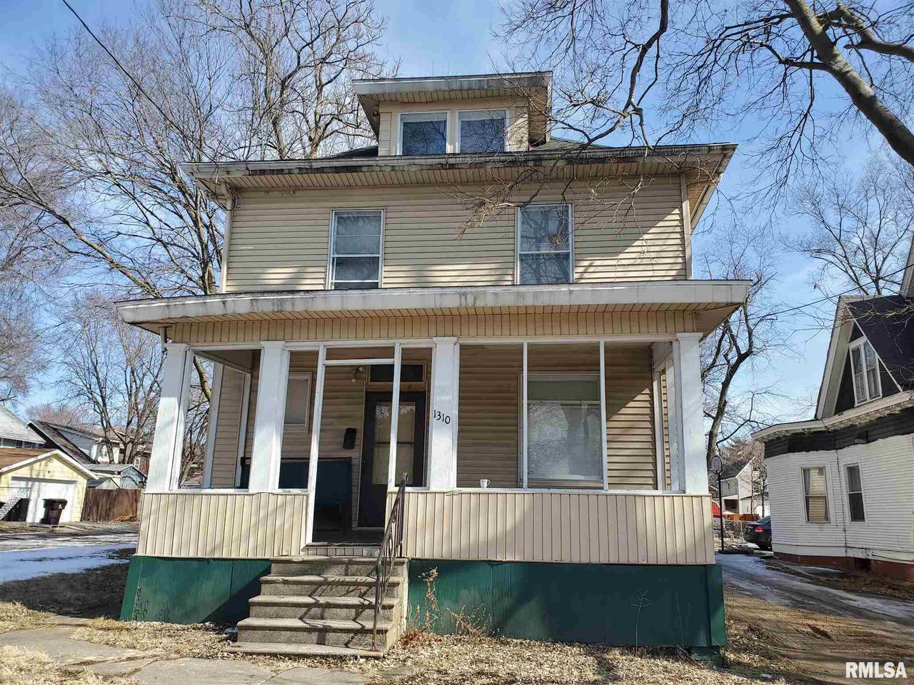 1310 Sheridan Road - Photo 1